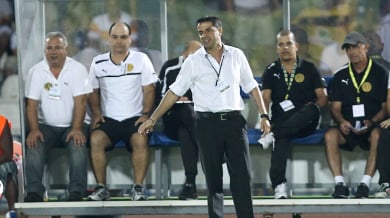 Шампионът на Кипър уволни треньора си
