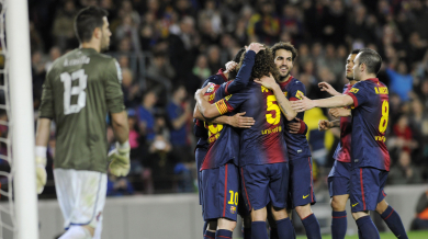 Барселона смаза Еспаньол при завръщането на Виланова