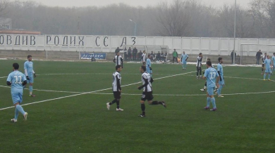 Локомотив (Пловдив) би с 5:0 в контрола
