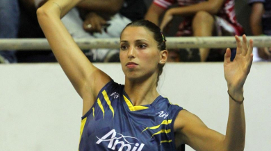 Елица Василева с 13 точки за Амил