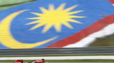 Уебър и Райконен най-бързи в първите две тренировки в Малайзия