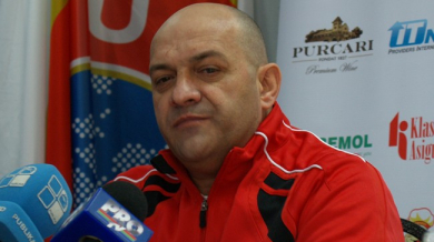 Нов треньор за Живко Миланов