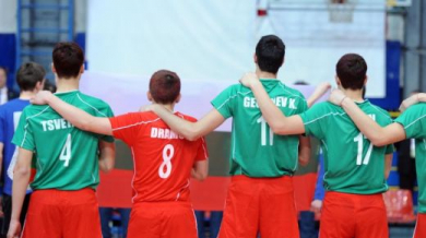 Волейболните национали с първа победа на Евро 2013 