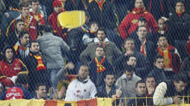 Галатасарай удря рамо на Фенербахче в Лига Европа