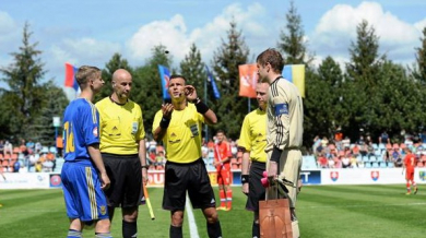 Ивайло Стоянов четвърти съдия на финала на Евро 2013