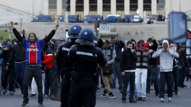 Два месеца затвор за хулигани в Париж