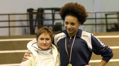 България с две атлетки на световното