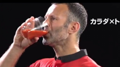 Звезди на Юнайтед промотират доматен сок (ВИДЕО)