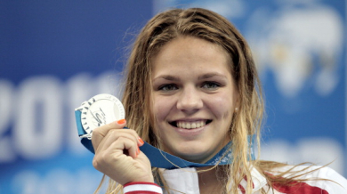 Ефимова спечели световната титла на 200 метра бруст в Барселона