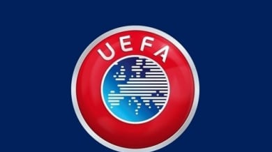 УЕФА предупреди Сърбия за тежко наказание