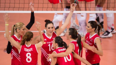 Жените на Турция без проблеми на четвъртфиналите