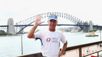 Австралиец пробяга 26 000 километра