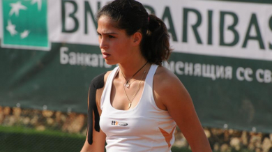 Изабелла Шиникова се класира за осминафиналите в Албена 