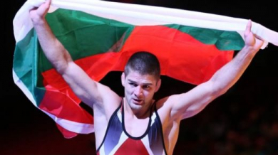 Световният шампион Иво Ангелов: Армен Назарян ме мотивира от малък
