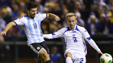Агуеро с два гола за успех на Аржентина (ВИДЕО)