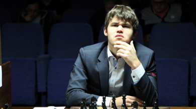 Карлсен спечели световната титла