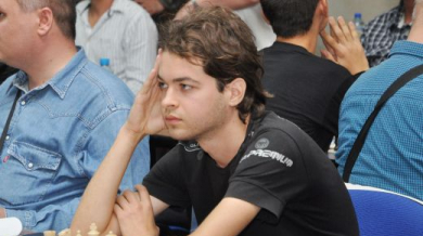 Нароченият за измамник Борислав Иванов става треньор по шахмат