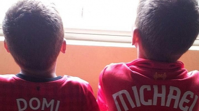 Футболни близнаци от САЩ “възкръснаха” в... Бургас