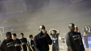 Евакуираха хиляди на мач в НБА заради инцидент - СНИМКИ