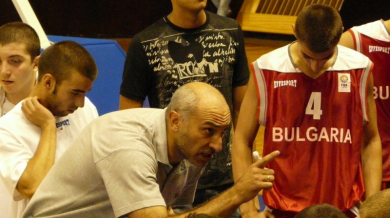 Любо Минчев събира националите за турнир в Турция