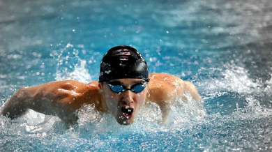 Наследникът на Петър Стойчев се цели в рекорди в плуването 
