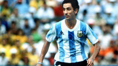 Легендарен аржентински футболист в болница след катастрофа