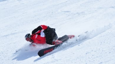Австралийски сноубордист в критично състояние
