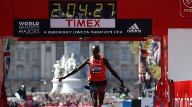 Уилсън Кипсанг спечели маратона в Лондон