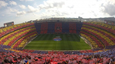 Феновете на Барселона се нахвърлиха срещу Меси (ВИДЕО)