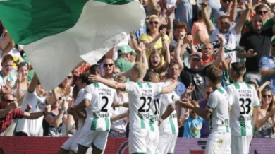 Грьонинген спечели плейофа за Лига Европа