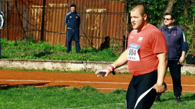 Георги Иванов с три опита над 20 метра при силен дъжд