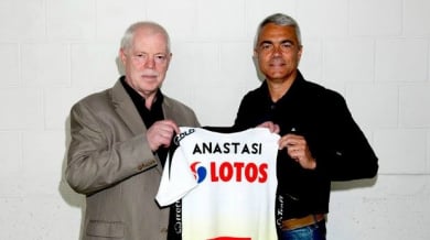Легендарният Анастази пое отбор в Полша