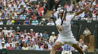 Федерер тръгна с победа на „Уимбълдън“