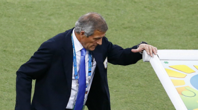 Треньорът на Уругвай: Хамес е като Меси и Суарес