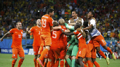 Холандия отстрани с мъка Коста Рика след дузпи и е на 1/2-финал с Аржентина (ВИДЕО+СНИМКИ)