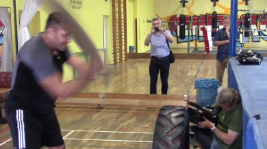 Пулев налага зверски гума, представяйки си Кличко (ВИДЕО)
