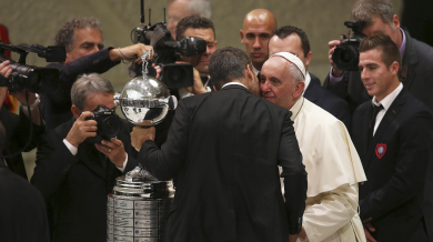 Папа Франциск вдигна Копа Либертадорес