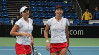 Томова и Терзийска се класираха за финала на Държавното по тенис