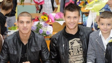  Страхил Попов и Кирил Десподов се „върнаха“ в първи клас