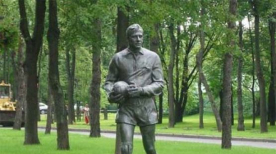 Стадионът на Динамо ще носи името на легендарния Лев Яшин