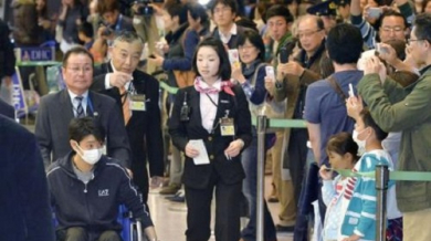 Юзуру Ханиу се прибра в инвалидна количка