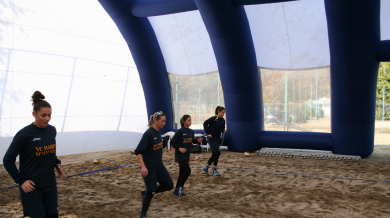Марица отваря първия закрит корт за плажен волейбол (СНИМКИ)
