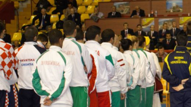 17 медала за България на Европейското по карате