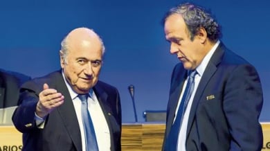 Шефът на УЕФА се обяснява за корупция