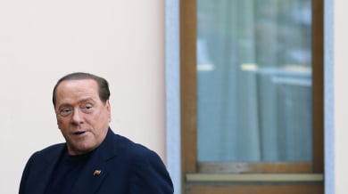Берлускони се изръсва със 70 милиона евро за Милан