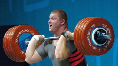 Олимпийският медалист Величко Чолаков става на 33 години