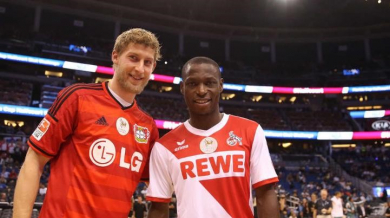 Звезди от Бундеслигата забавляваха фенове на НБА
