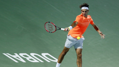 Федерер стартира с победа защитата на титлата си в Дубай