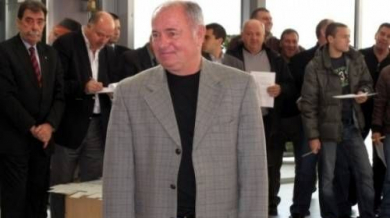 Легендата Чавдар Цветков става на 62 години
