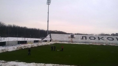 Гъби и кофи влязоха в борбата със снега и водата на &quot;Лаута&quot;